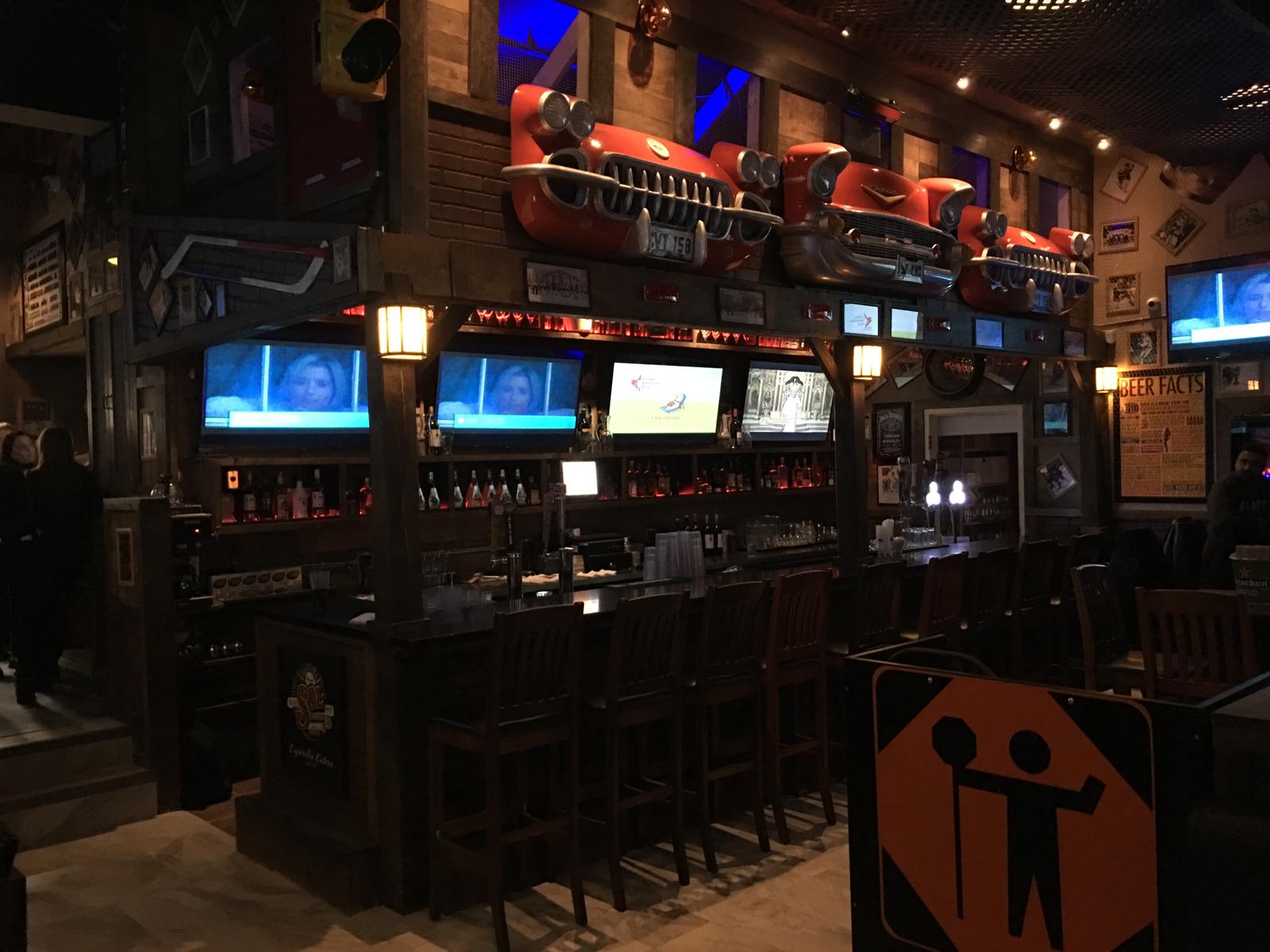 The Original Wing House I Hundred different flavours Order On The Go